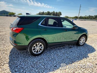 Trzecie zdjęcie samochodu z tyłu: 2018 CHEVROLET EQUINOX LT VIN:2GNAXJEV5J6258962 - miniatura