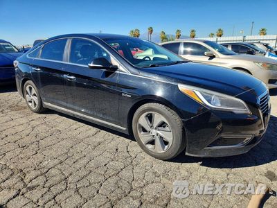 Czwarte zdjęcie samochodu z boku: 2016 HYUNDAI SONATA PLUG-IN HYBRID LIMITED VIN:KMHE54L26GA026095 - miniatura