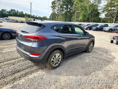 Trzecie zdjęcie samochodu z tyłu: 2018 HYUNDAI TUCSON SE VIN:KM8J23A42JU755187 - miniatura