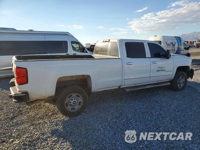 Trzecie zdjęcie samochodu z tyłu: 2016 CHEVROLET SILVERADO C2500 HEAVY DUTY VIN:1GC1CUEG0GF129260 - miniatura