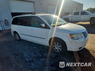 Czwarte zdjęcie samochodu z boku: 2010 CHRYSLER TOWN & COUNTRY TOURING PLUS VIN:2A4RR8DX2AR375120 - miniatura