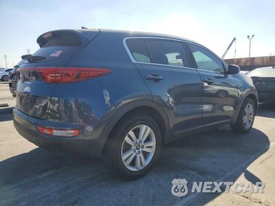 Trzecie zdjęcie samochodu z tyłu: 2018 KIA SPORTAGE LX VIN:KNDPMCAC6J7399941 - miniatura