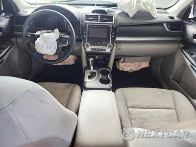 Zdjęcie 8 z 12 samochodu: 2012 TOYOTA CAMRY LE VIN:4T4BF1FKXCR183198 - miniatura