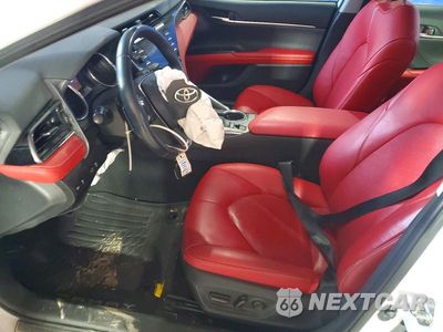 Zdjęcie 7 z 12 samochodu: 2020 TOYOTA CAMRY XSE VIN:4T1K61AKXLU858405 - miniatura