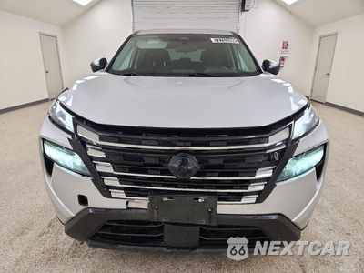 Piąte zdjęcie samochodu w środku: 2024 NISSAN ROGUE S VIN:5N1BT3AB3RC759105 - miniatura