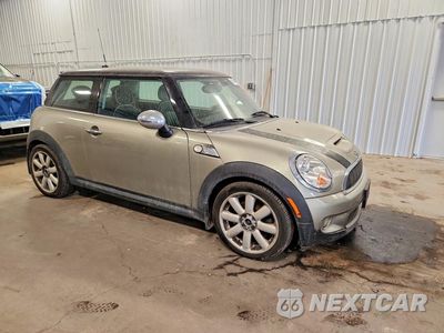 Czwarte zdjęcie samochodu z boku: 2008 MINI COOPER S VIN:WMWMF73548TV38630 - miniatura