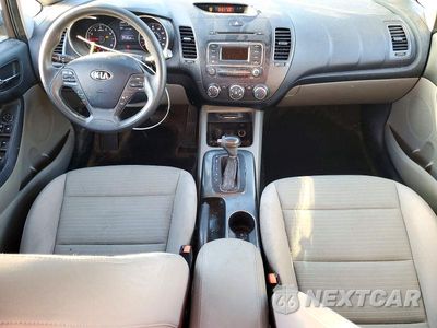 Zdjęcie 8 z 12 samochodu: 2014 KIA FORTE LX VIN:KNAFX4A69E5218798 - miniatura
