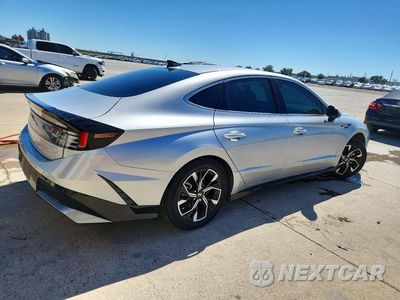 Trzecie zdjęcie samochodu z tyłu: 2024 HYUNDAI SONATA SEL VIN:KMHL64JA2RA354082 - miniatura