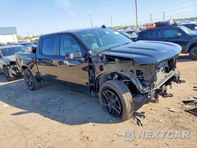Czwarte zdjęcie samochodu z boku: 2025 CHEVROLET SILVERADO K1500 RST VIN:2GCUKEED0S1159368 - miniatura