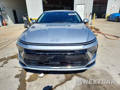 Piąte zdjęcie samochodu w środku: 2024 HYUNDAI SONATA SEL VIN:KMHL64JA2RA354082 - miniatura