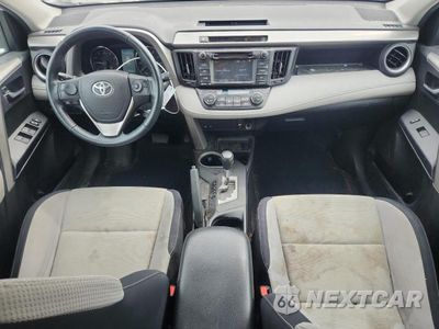 Zdjęcie 8 z 13 samochodu: 2016 TOYOTA RAV4 XLE VIN:2T3RFREV0GW440630 - miniatura