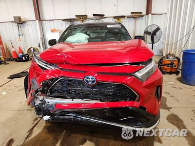 Piąte zdjęcie samochodu w środku: 2024 TOYOTA RAV4 PRIME XSE VIN:JTMFB3FV7RD233288 - miniatura