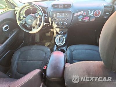 Zdjęcie 8 z 12 samochodu: 2016 KIA SOUL + VIN:KNDJP3A58G7863416 - miniatura