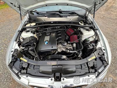 Zdjęcie 11 z 14 samochodu: 2009 BMW 335 XI VIN:WBAWC73559E270372 - miniatura