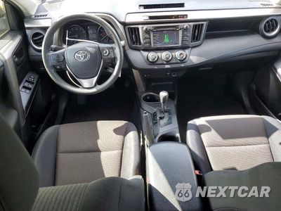 Zdjęcie 8 z 14 samochodu: 2017 TOYOTA RAV4 LE VIN:JTMBFREV4HJ148822 - miniatura