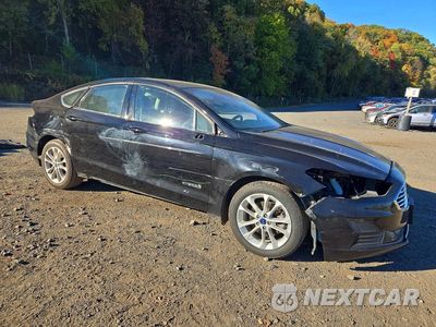 Czwarte zdjęcie samochodu z boku: 2019 FORD FUSION SE VIN:3FA6P0LU1KR192204 - miniatura