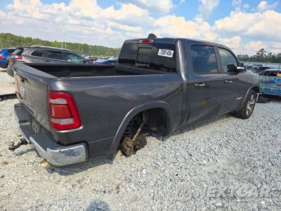 Trzecie zdjęcie samochodu z tyłu: 2020 RAM 1500 LARAMIE VIN:1C6RREJTXLN185627 - miniatura