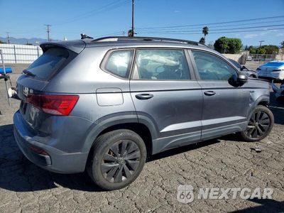 Trzecie zdjęcie samochodu z tyłu: 2023 VOLKSWAGEN TAOS S VIN:3VVDX7B24PM358800 - miniatura