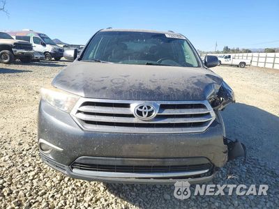 Piąte zdjęcie samochodu w środku: 2013 TOYOTA HIGHLANDER PLUS VIN:5TDBK3EH3DS274458 - miniatura