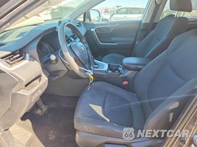 Zdjęcie 7 z 12 samochodu: 2021 TOYOTA RAV4 LE VIN:4T3M6RFV3MU011776 - miniatura