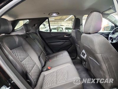 Zdjęcie 10 z 12 samochodu: 2020 CHEVROLET EQUINOX LT VIN:3GNAXUEVXLL346650 - miniatura