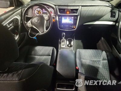 Zdjęcie 8 z 12 samochodu: 2018 NISSAN ALTIMA 2.5 SV VIN:1N4AL3AP1JC141223 - miniatura