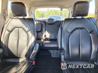 Zdjęcie 10 z 13 samochodu: 2019 CHRYSLER PACIFICA TOURING L VIN:2C4RC1BG3KR685392 - miniatura