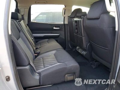 Zdjęcie 10 z 12 samochodu: 2021 TOYOTA TUNDRA CREWMAX SR5 VIN:5TFEY5F14MX279994 - miniatura
