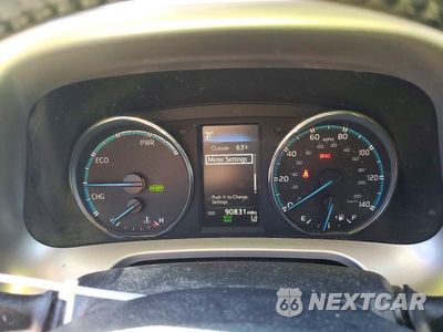 Zdjęcie 9 z 13 samochodu: 2018 TOYOTA RAV4 HYBRID XLE VIN:JTMRJREV4JD185001 - miniatura