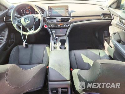 Zdjęcie 8 z 12 samochodu: 2018 HONDA ACCORD EX VIN:1HGCV1F41JA042317 - miniatura