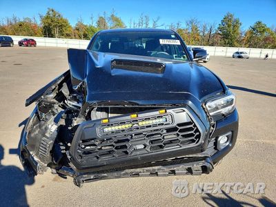 Piąte zdjęcie samochodu w środku: 2023 TOYOTA TACOMA TRD SPORT VIN:3TMCZ5AN1PM603086 - miniatura