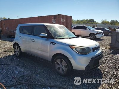 Czwarte zdjęcie samochodu z boku: 2015 KIA SOUL BASE VIN:KNDJN2A27F7775655 - miniatura