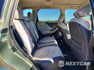 Zdjęcie 11 z 14 samochodu: 2021 SUBARU FORESTER PREMIUM VIN:JF2SKAJC2MH531565 - miniatura