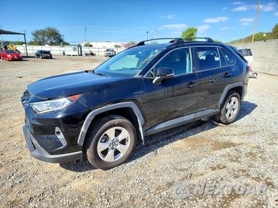 2021 TOYOTA RAV4 XLE 4T3RWRFV2MU028218 - główne zdjęcie licytacji z USA - miniatura