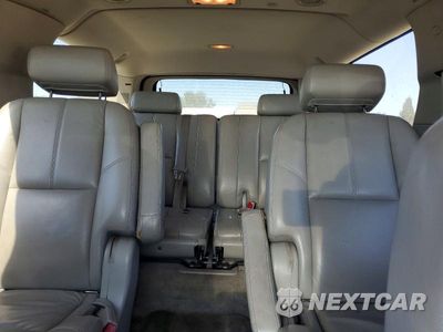 Zdjęcie 10 z 13 samochodu: 2008 CHEVROLET SUBURBAN K1500 LS VIN:3GNFK16308G133268 - miniatura