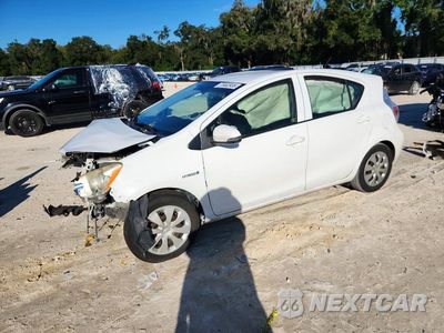 2013 TOYOTA PRIUS C THREE JTDKDTB38D1551251 - główne zdjęcie licytacji z USA - miniatura