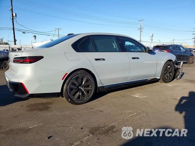 Trzecie zdjęcie samochodu z tyłu: 2025 BMW I7 EDRIVE50 VIN:WBY43EJ08SCU78848 - miniatura