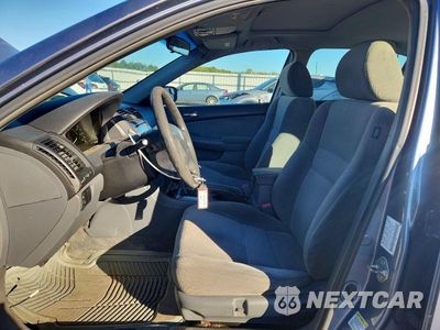 Zdjęcie 7 z 12 samochodu: 2007 HONDA ACCORD EX VIN:1HGCM56767A112858 - miniatura