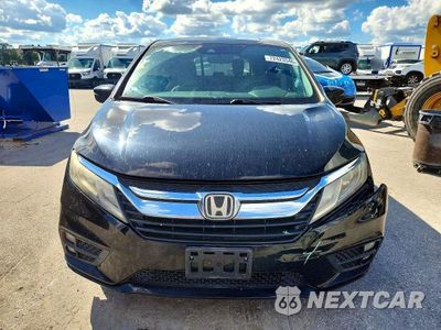 Piąte zdjęcie samochodu w środku: 2019 HONDA ODYSSEY EXL VIN:5FNRL6H7XKB057300 - miniatura