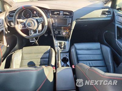 Zdjęcie 8 z 12 samochodu: 2016 VOLKSWAGEN GTI S/SE VIN:3VW547AU1GM069403 - miniatura