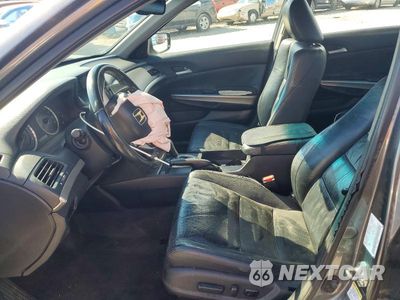 Zdjęcie 7 z 13 samochodu: 2010 HONDA ACCORD EXL VIN:1HGCP2F82AA151209 - miniatura
