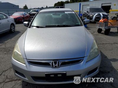 Piąte zdjęcie samochodu w środku: 2006 HONDA ACCORD SE VIN:1HGCM56366A141188 - miniatura