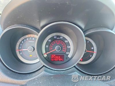 Zdjęcie 9 z 13 samochodu: 2013 KIA FORTE EX VIN:KNAFU4A21D5721598 - miniatura