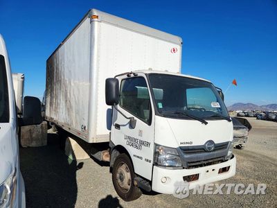 Czwarte zdjęcie samochodu z boku: 2019 HINO 195 BOX TRUCK VIN:JHHSDM2H9KK009548 - miniatura