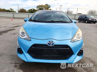 Piąte zdjęcie samochodu w środku: 2015 TOYOTA PRIUS C TWO VIN:JTDKDTB37F1108415 - miniatura