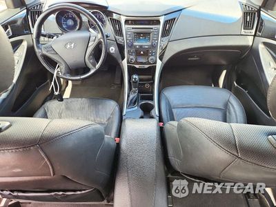 Zdjęcie 8 z 13 samochodu: 2014 HYUNDAI SONATA LIMITED 2.0T VIN:5NPEC4ABXEH836896 - miniatura