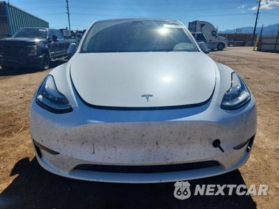 Piąte zdjęcie samochodu w środku: 2023 TESLA MODEL Y VIN:7SAYGDEE1PA082990 - miniatura