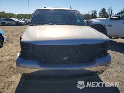 Piąte zdjęcie samochodu w środku: 2005 GMC YUKON XL K1500 VIN:3GKFK16Z95G290150 - miniatura