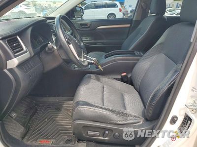 Zdjęcie 7 z 13 samochodu: 2015 TOYOTA HIGHLANDER LE PLUS VIN:5TDZKRFHXFS102303 - miniatura