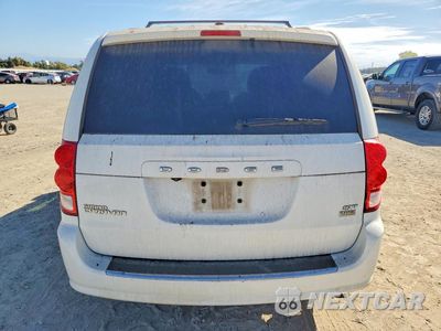 Zdjęcie 6 z 13 samochodu: 2016 DODGE GRAND CARAVAN SXT VIN:2C4RDGCG8GR194869 - miniatura